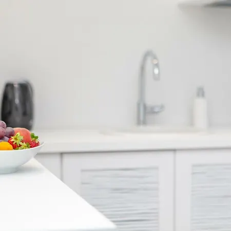 Crystal Mare מלון