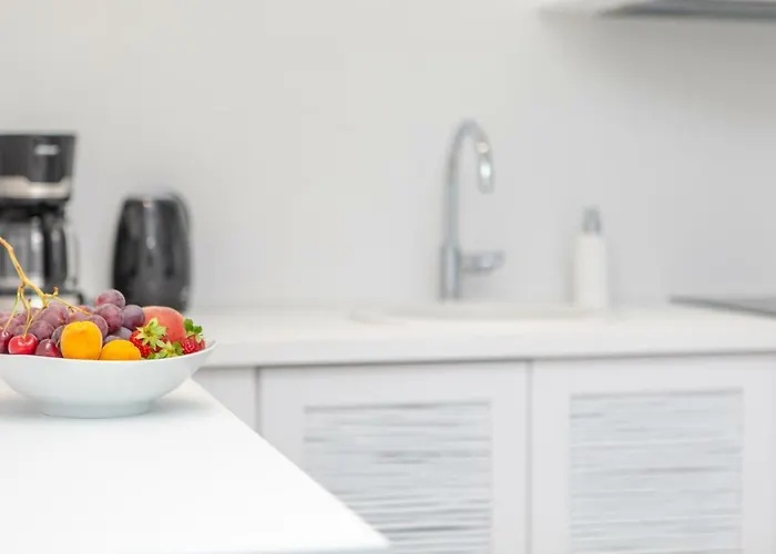 Crystal Mare מלון