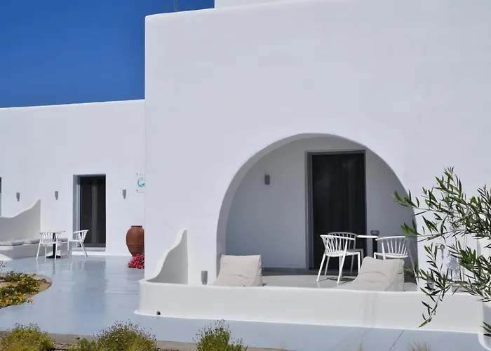 Crystal Mare מלון