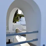 Crystal Mare Hotel 3*